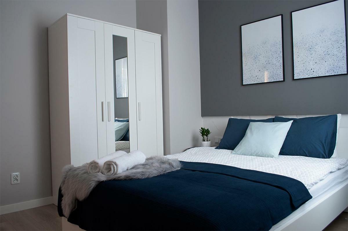 Navyblue Apartment Cracow Free Parking Tv Kraków Exteriör bild